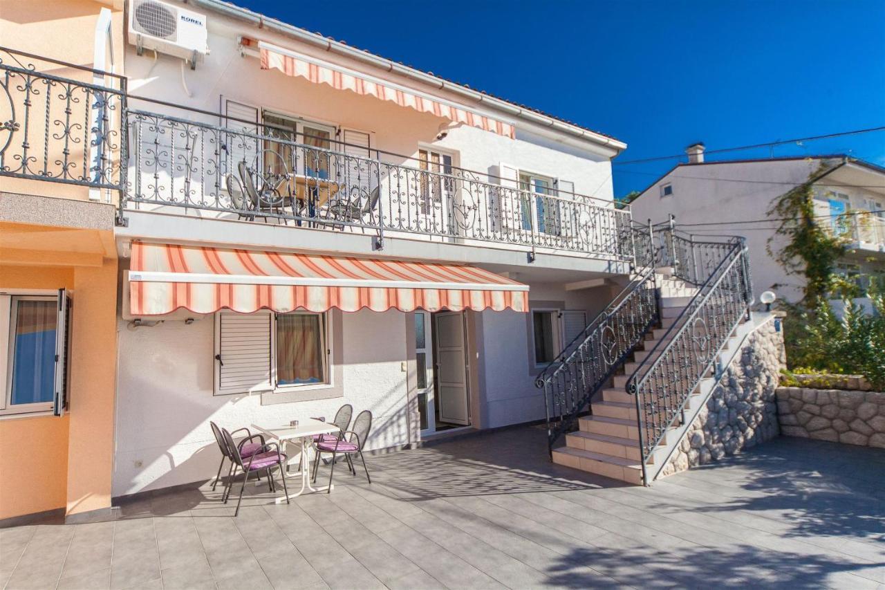 Apartments Carmen Crikvenica Esterno foto